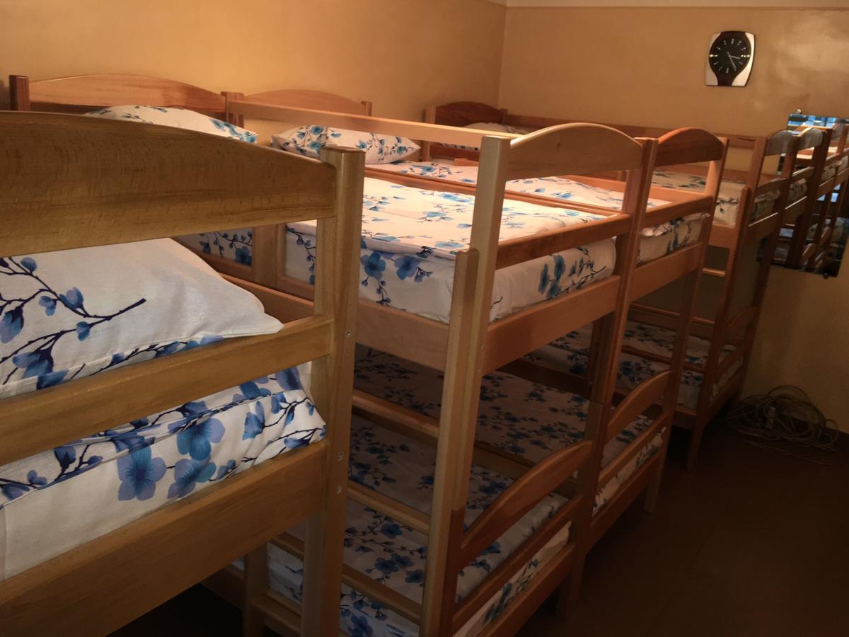 Best Hostel Republic Square 예레반 외부 사진