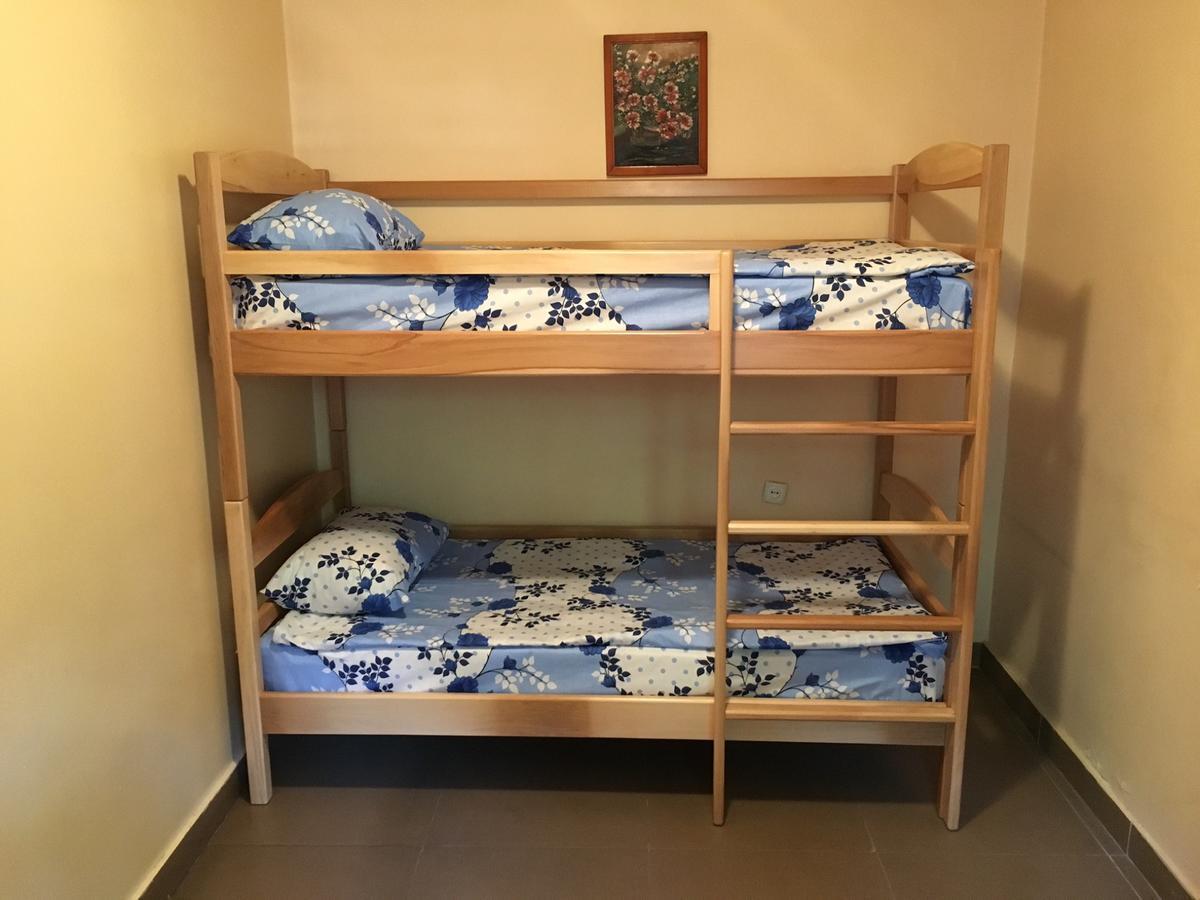 Best Hostel Republic Square 예레반 외부 사진