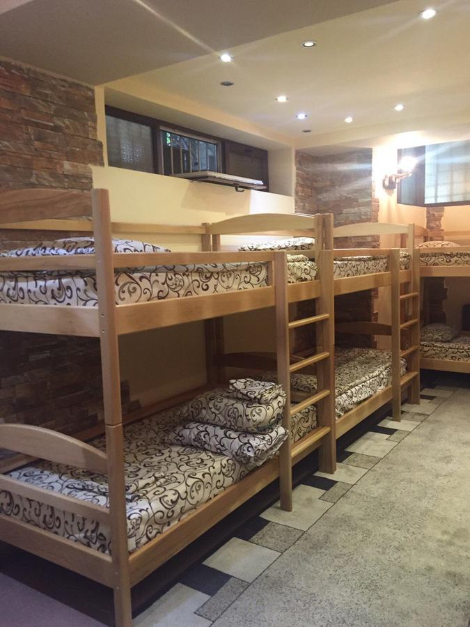 Best Hostel Republic Square 예레반 외부 사진