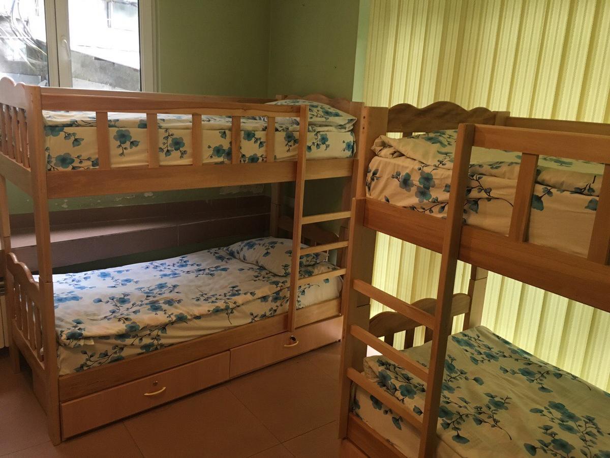 Best Hostel Republic Square 예레반 외부 사진