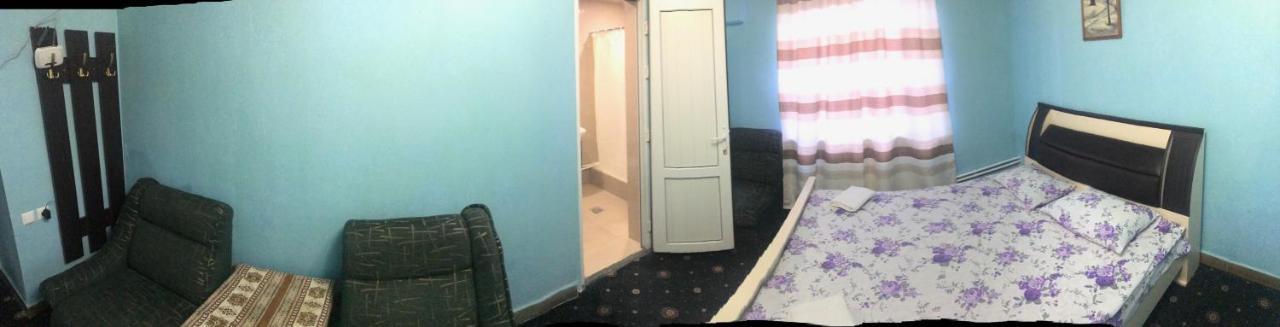 Best Hostel Republic Square 예레반 외부 사진