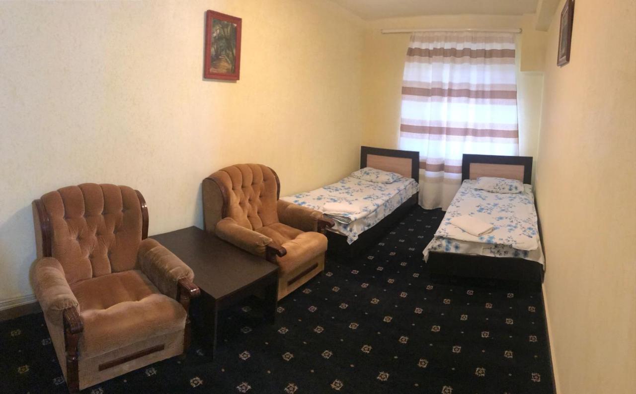 Best Hostel Republic Square 예레반 외부 사진