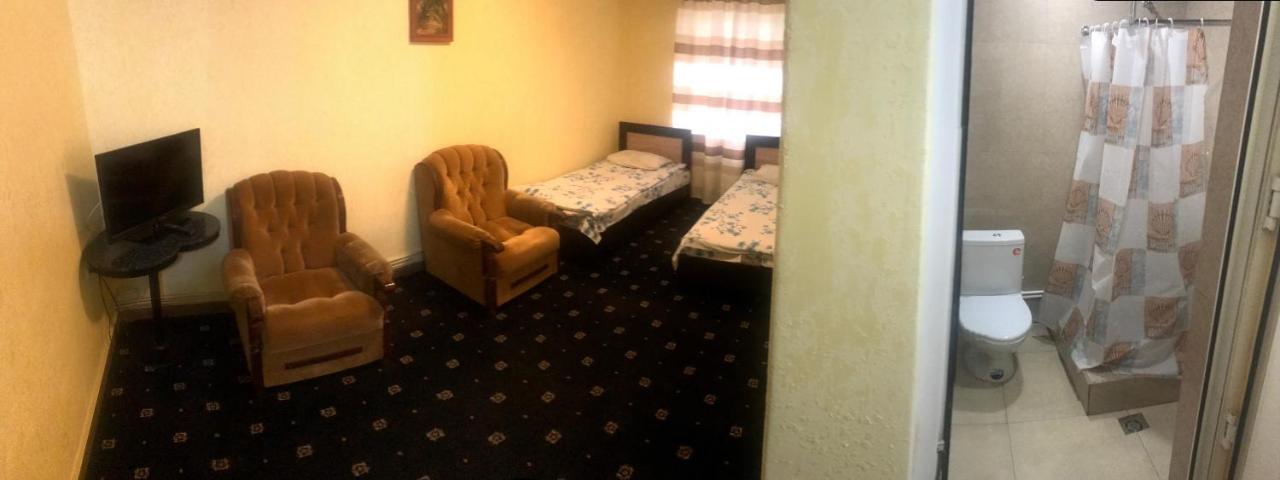 Best Hostel Republic Square 예레반 외부 사진